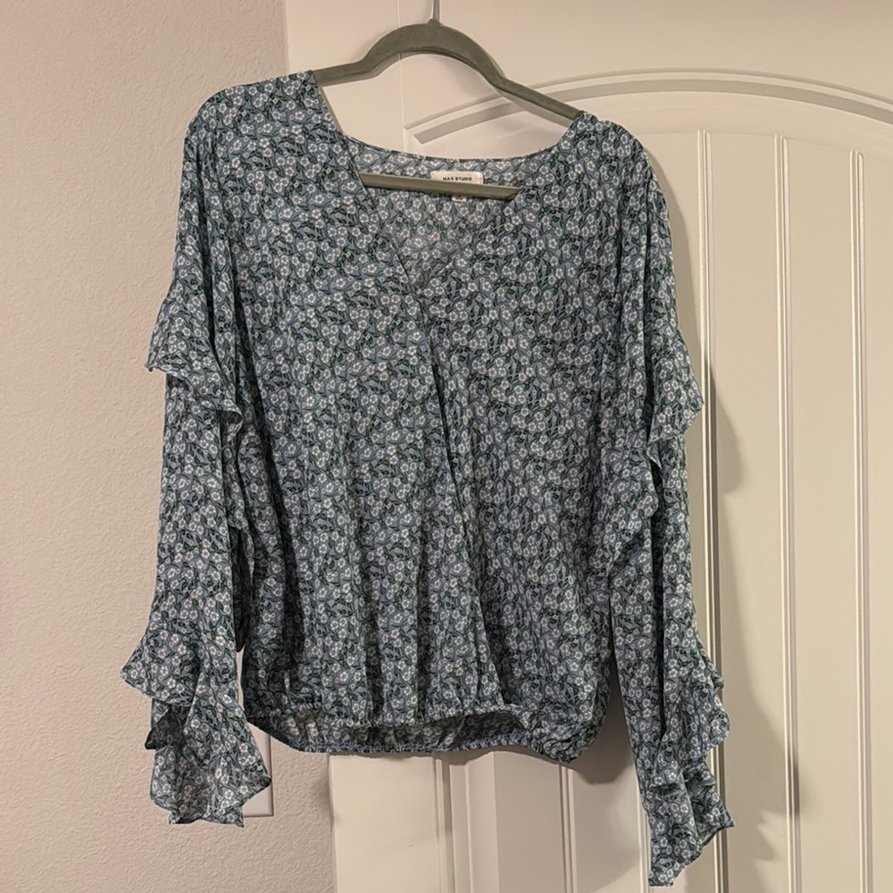 Blue Floral Ruffle Sleeve Blouse - Unbranded